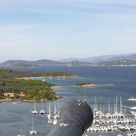 T1 Climatise Au Port De Avec Veranda Meublee, Proche Plages Et Commerces - Fr-1-335-186 Apartment *